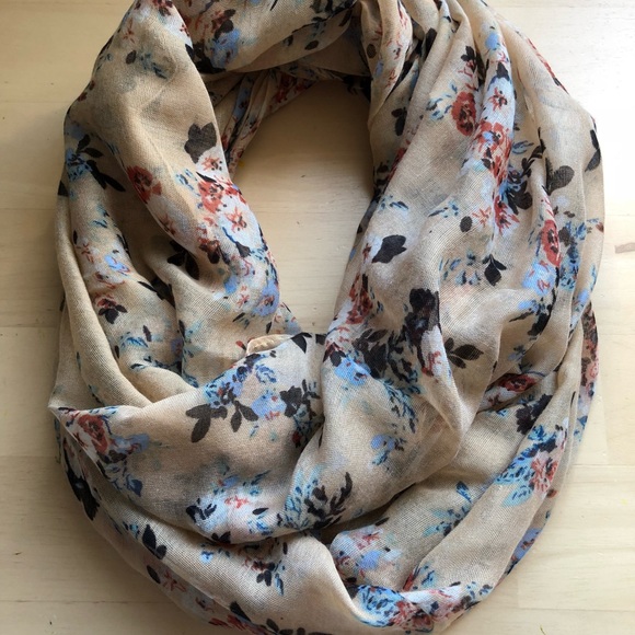 SALE Infinity Scarf Camel Tan Floral - Picture 3 of 6